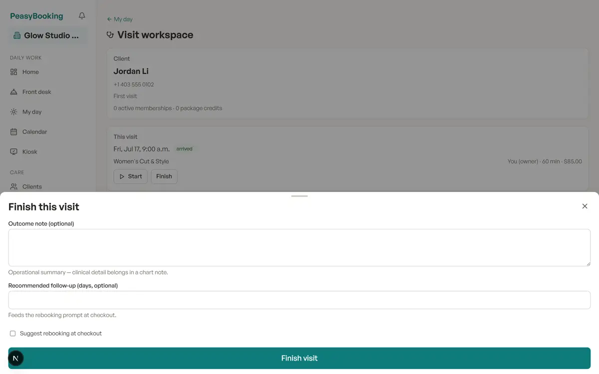 The visit workspace with the service, client, and checkout actions.